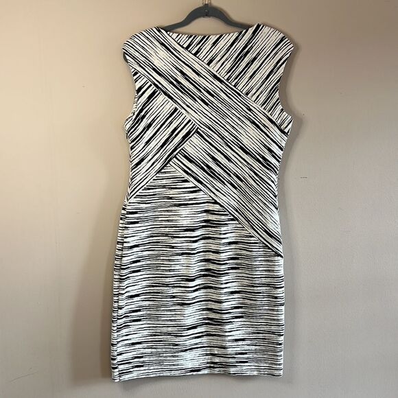 Calvin Klein Black & White Criss Cross Stripes Dress - Size 12 - Picture 9 of 11